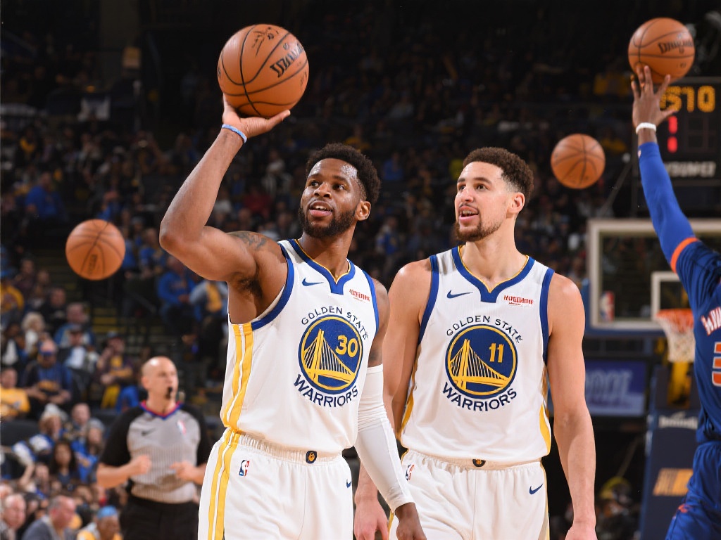 女友显然深 女友显然深